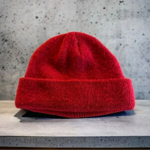 1717🔵LIVE Men’s RED BEANIE